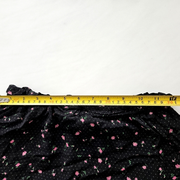 Aritzia Sunday Best Mini Skirt, Size XS - Picture 3 of 3